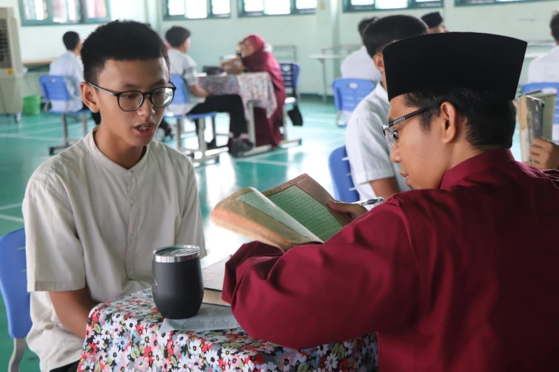 Ujian Tahfiz 1/2 Juz siswa-siswi Level 9 SMPIT Ummul Quro Bogor