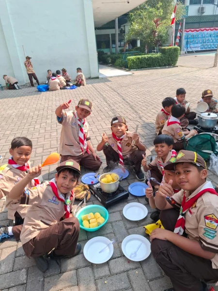 Kegiatan Pramuka Level 4 SDIT